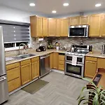 Home With Garden 3Br Perfect Family & Groups